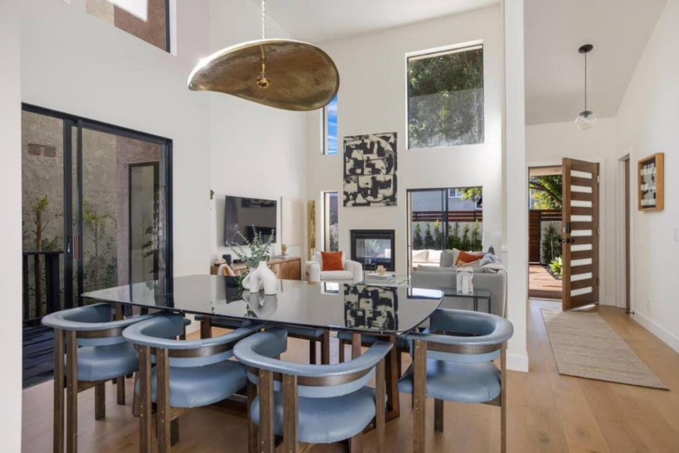 Pacific Breeze - Modern Venice Holiday home *